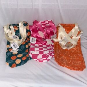 Reusable Wine Tote Bags lot of 15 (3 designs)
